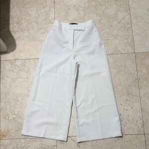 Zara Crisp White Straight Leg Capri Trousers